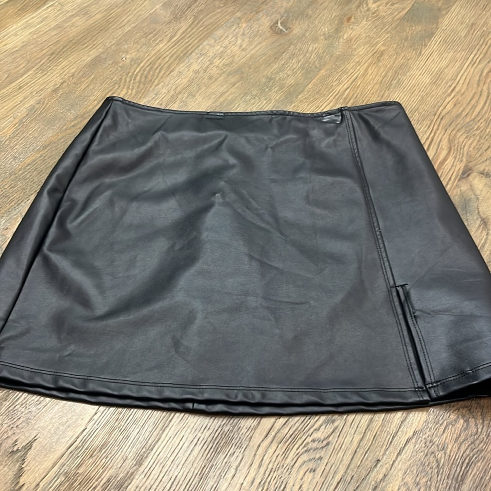 La Hearts Black Leather Mini Skirt